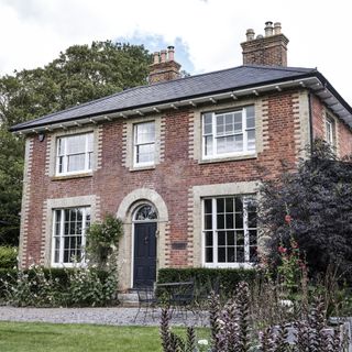 Kent vicarage with loft-style extension