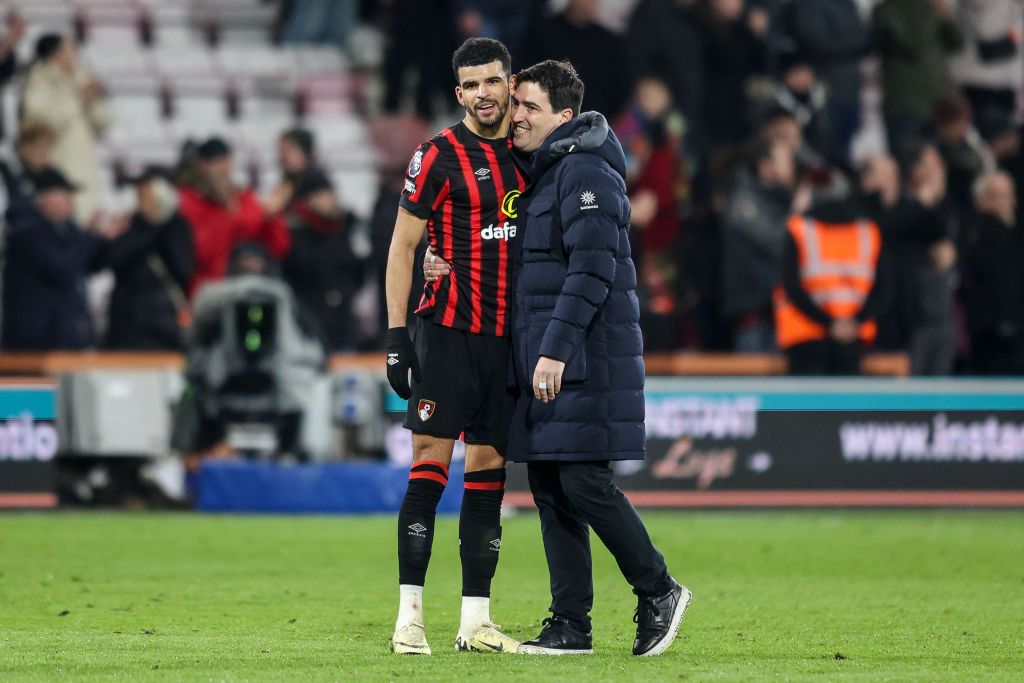 BOURNEMOUTH, ENGLAND - FEBRUARY 24: Head Coach Andoni Iraola with Dominic Solanke of Bournemouth after their sides 1-0 defeat during the Premier League match between AFC Bournemouth and Manchester City at Vitality Stadium on February 24, 2024 in Bournemouth, England. (Photo by Robin Jones - AFC Bournemouth/AFC Bournemouth via Getty Images)