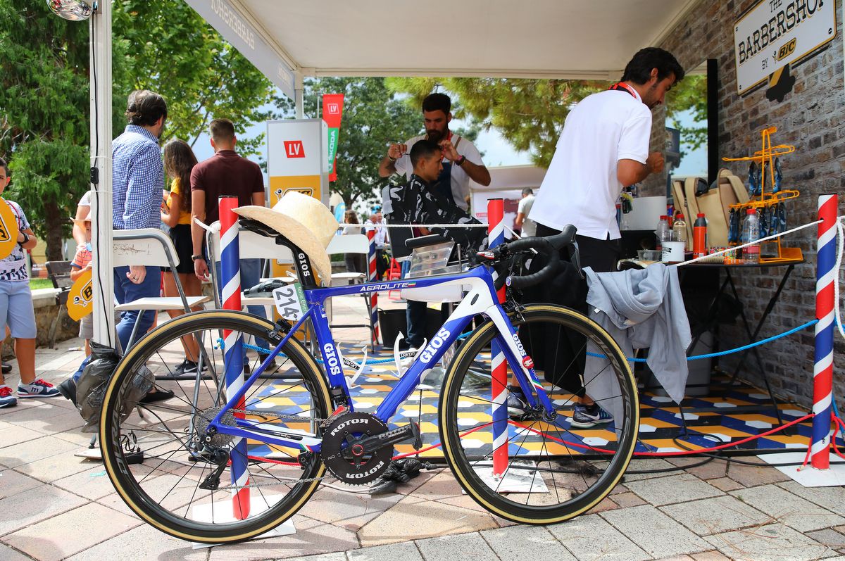 Like the Tour de France, there is a barber for the riders at the Vuelta