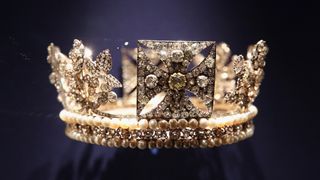 The Diamond Diadem is displayed in an exhibition in Buckingham Palace