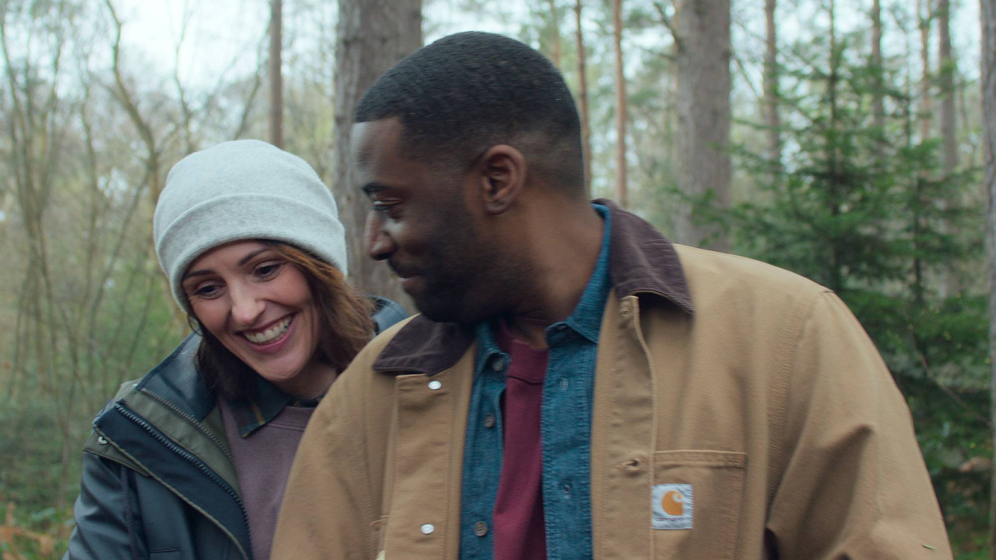 Suranne Jones and Ashley Thomas in "Hostage" on Netflix