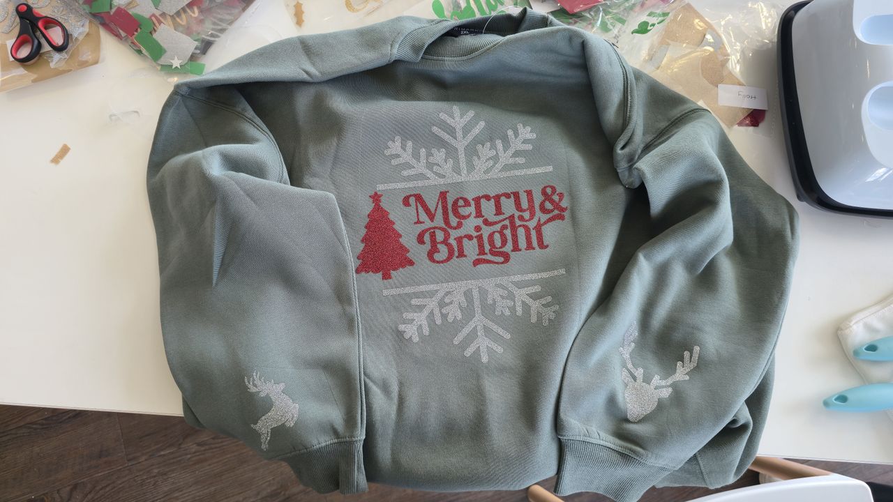 Cricut Xmas crafting