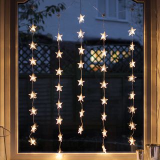 40 Warm White Led Star Curtain Light