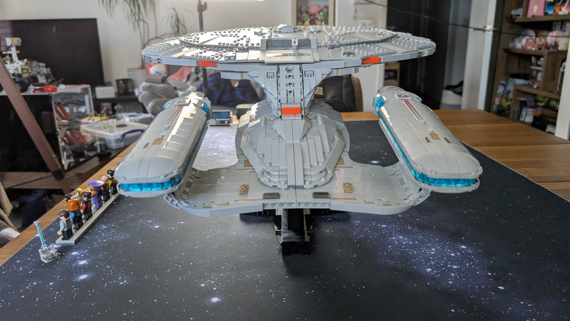 Lego U.S.S. Enterprise NCC-1701-D