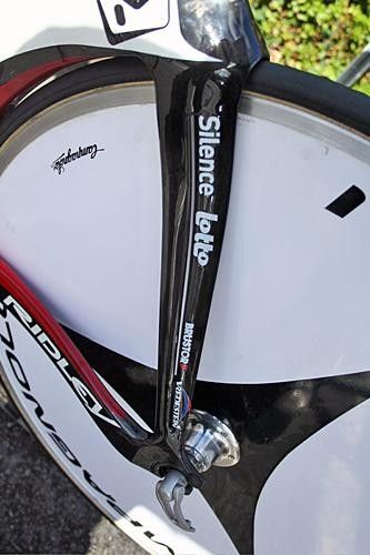 The Dean's seat stays feature Ridley's R-Flow technology that it claims makes the wheels spin even faster.