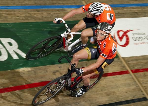 Switzerland's Alexander Aeschbach and Franco Marvulli.