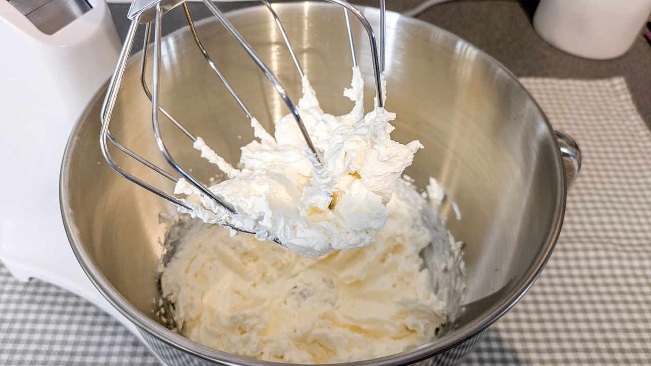 Smeg SMF05 stand mixer