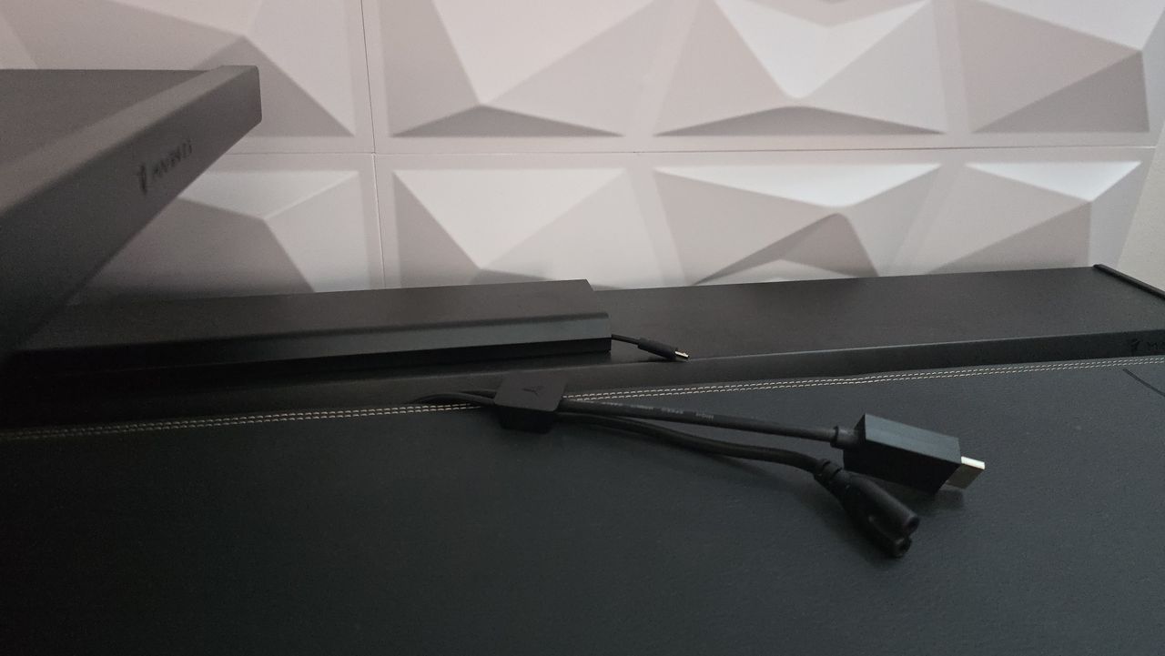 Secretlab MAGNUS Pro XL desk review
