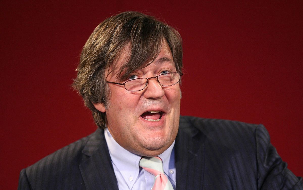 Stephen Fry to play Lily Allen&#039;s dad
