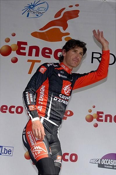 Jose Ivan Gutierrez (Caisse d'Epargne) held fast to the peloton to maintain his lead in the overall classification.