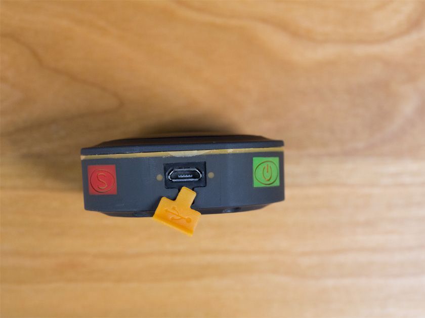 The SafePet4Me charges via a USB port.