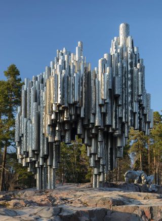 Made of 600 steel pipes.