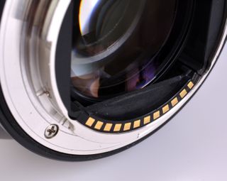 Samyang AF 24-70mm F2.8 FE lens mount