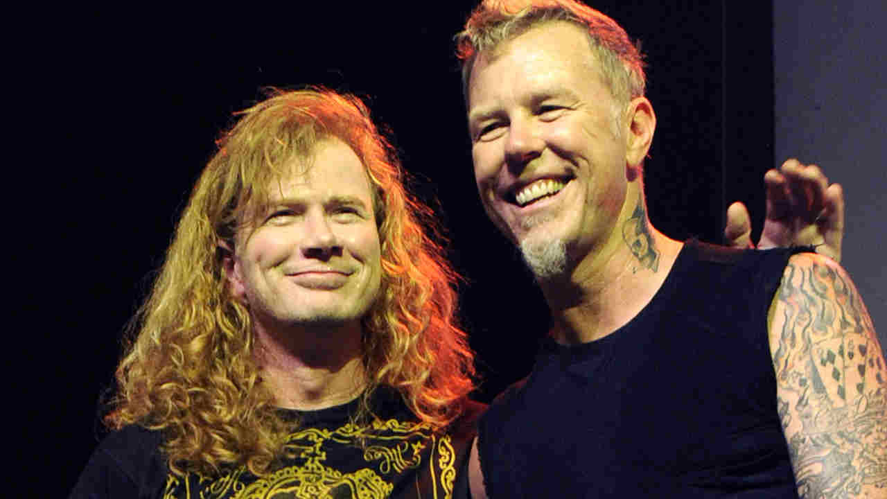 Dave Mustaine and James Hetfield onstage in 2011