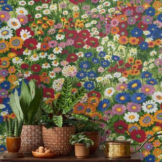 Bright floral wallpaper 