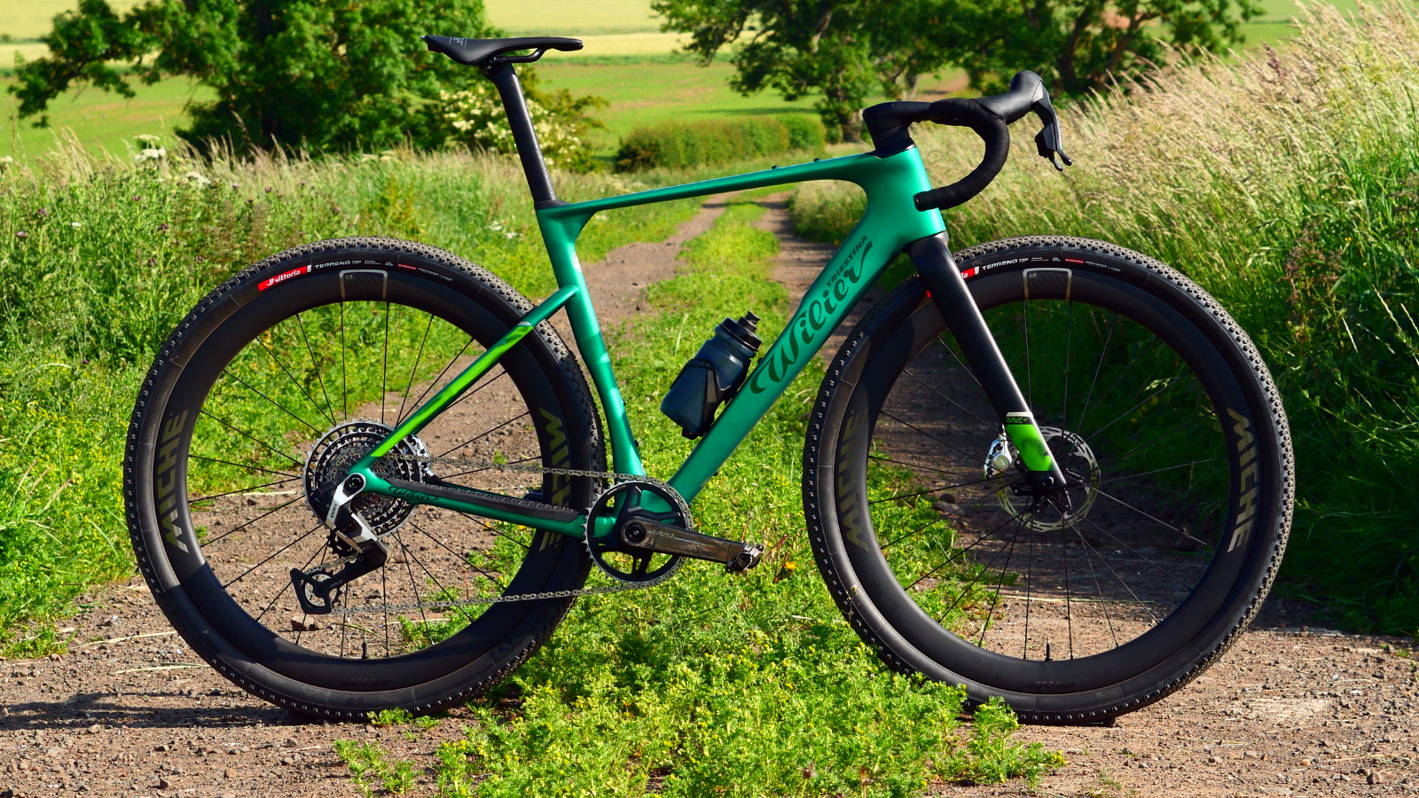 Wilier Rave SLR ID2 pictured on a gravel track