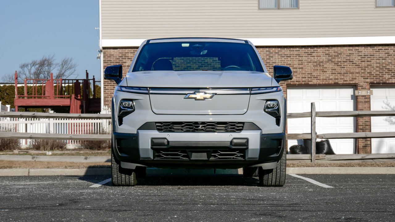 2025 Chevrolet Silverado EV test drive.