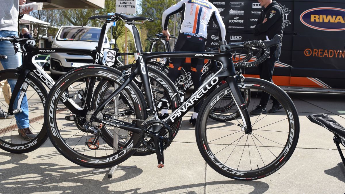 The Riwal Readynez Pinarello Dogma F10