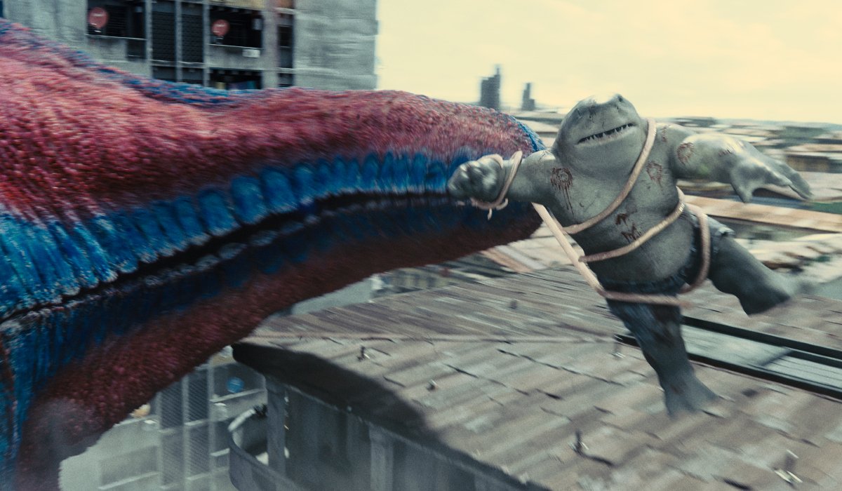 Starro flinging King Shark through the air in The Suicide Squad