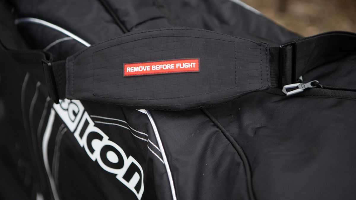 Scicon AeroComfort 3.0 detail of shoulder strap