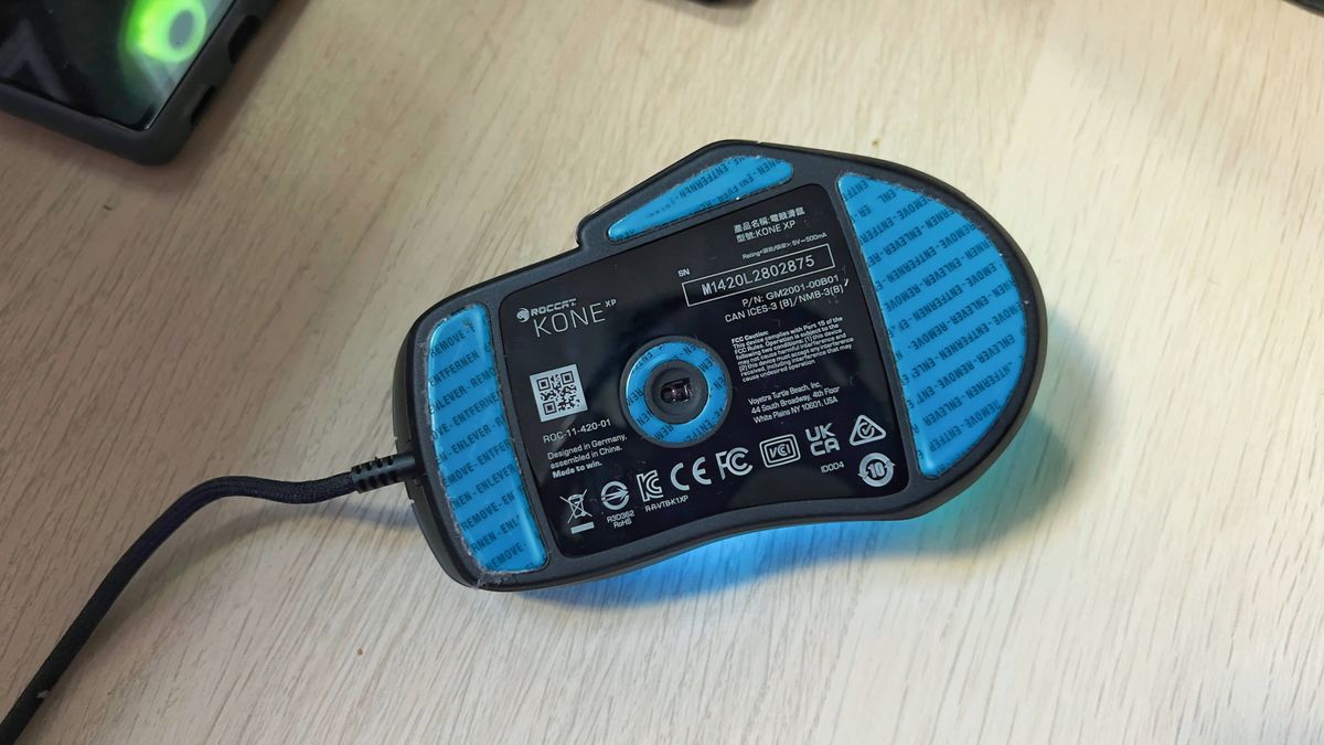 Roccat Kone XP gaming mouse