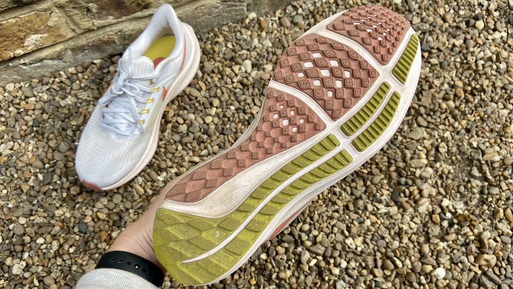 men's nike air zoom pegasus 35 nathan bell running shoes