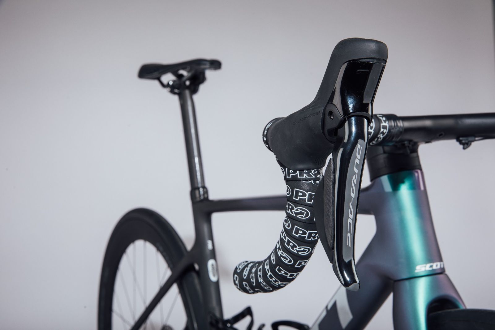 How do bike gears work? A simple and detailed explainer for beginners