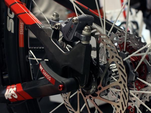 Post mount disc tabs are molded in with the rear triangle.
