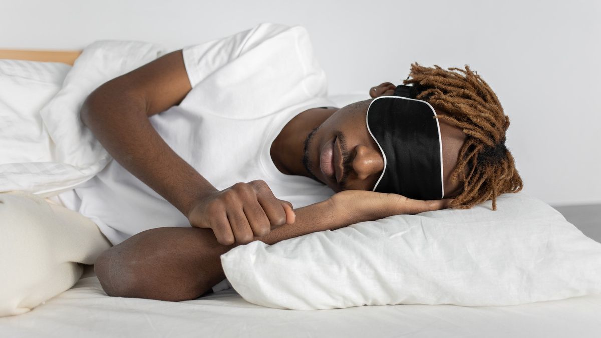 What are the benefits of sleep masks? We asked the experts TechRadar