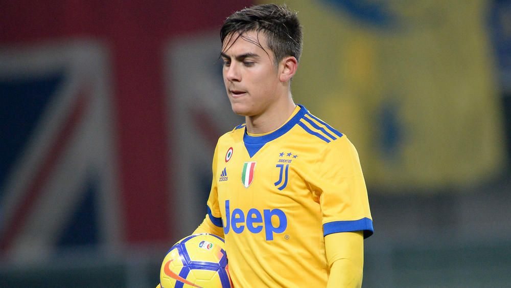 Tests confirm thigh flexor strain for Juventus star Dybala | FourFourTwo