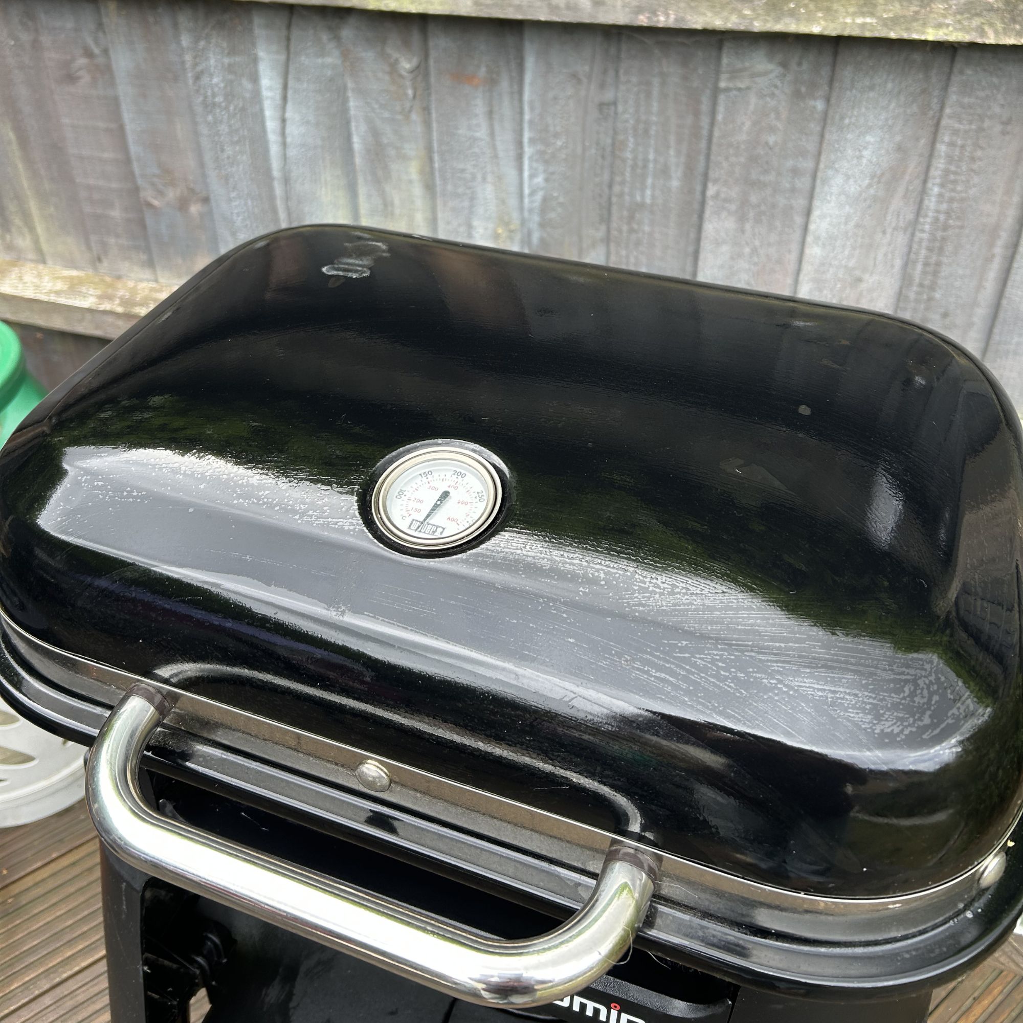 Weber portable bbq with lid closed