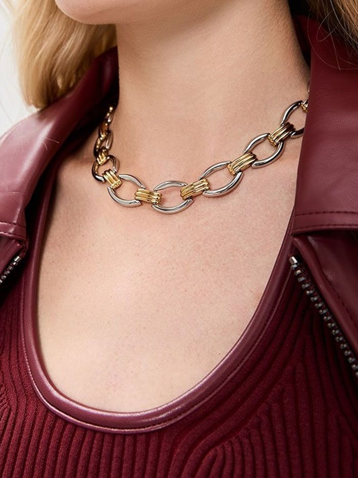 JADjMvrMyg3Sp5QBN3WiQT-320-80 7 人のファッション関係者に、クローゼットの中で最も物議を醸したもの - こぼれたものを教えてもらいました