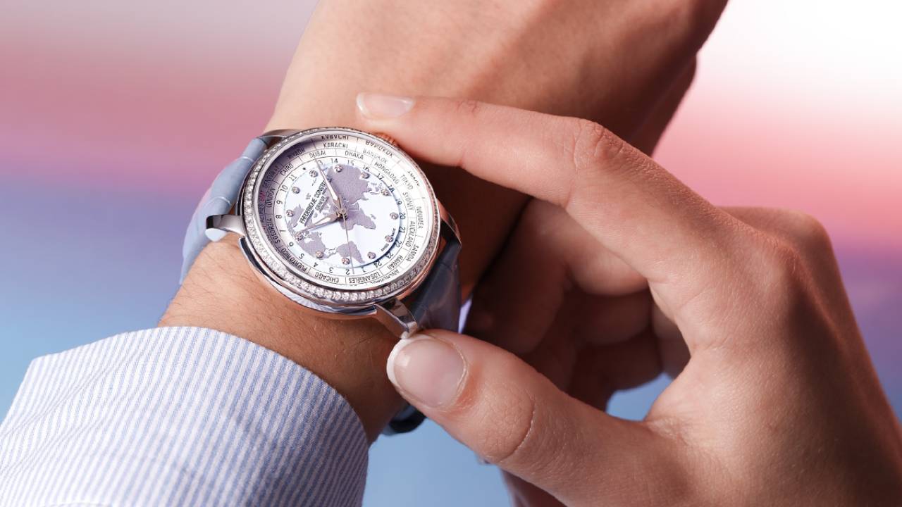 Frederique Constant Classic Worldtimer Manufacture