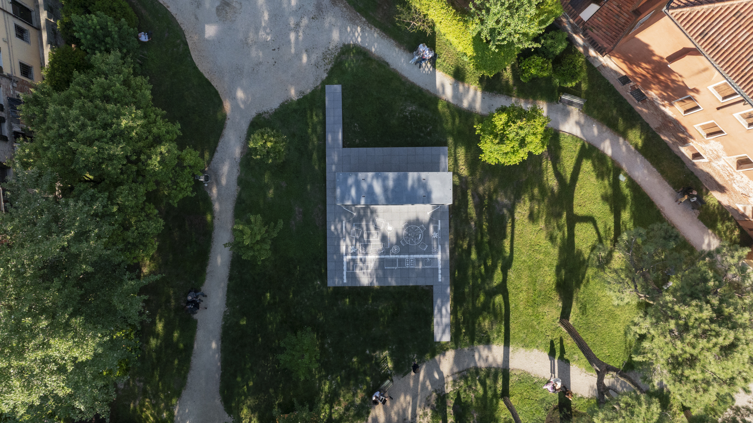 HOLCIM x ALEJANDRO ARAVENA structure launched in venice
