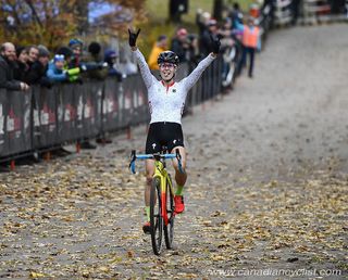 Maghalie Rochette (CX Fever Specialized) wins the 2018 Pan-American Cyclo-Cross Championships
