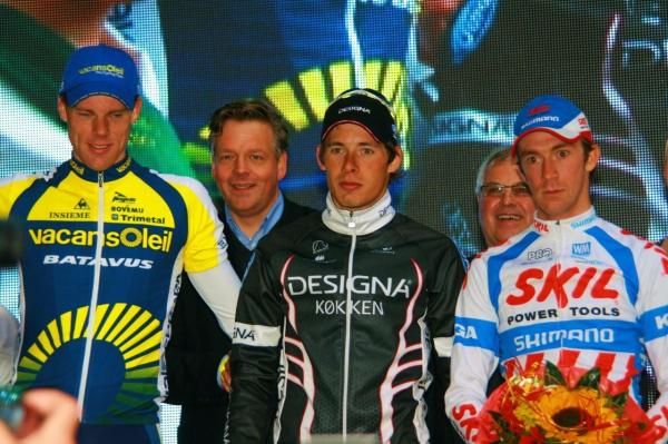 The victors: Wouter Mol (2nd, Vacansoleil), Aleksej Saramontins (1st, Designa Kokken) and Thierry Huppond (3rd, Skil-Shimano).