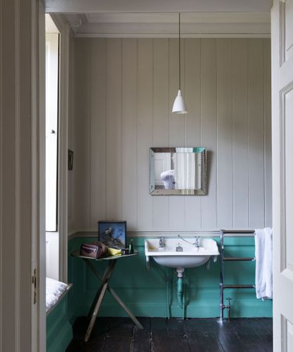 This Farrow & Ball gray goes with everything, according to expert ...