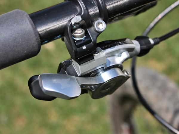 The shifter is a near carbon copy of SRAM's existing X.0 trigger and a cheaper X.9 version is also available. The action on the HammerSchmidt version is reversed, though.