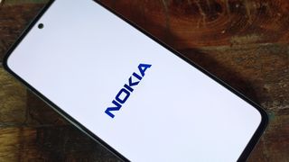 En närbild på Nokia X30 5G
