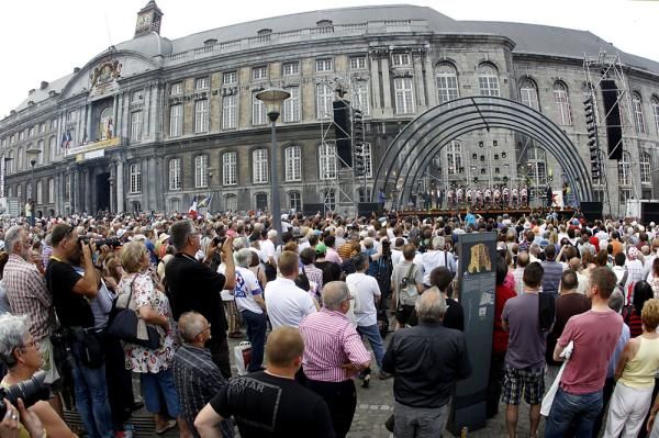 Large crowds were present in Li&egrave;ge