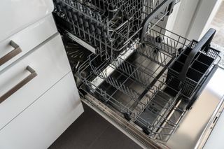 How to load your dishwasher the right way