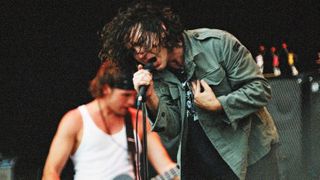 Pearl Jam live in 1993