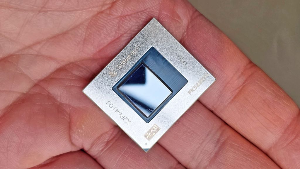 The actual Qualcomm Snapdragon X2 Plus processor to be used in new Windows 11 laptops in 2026 being held.