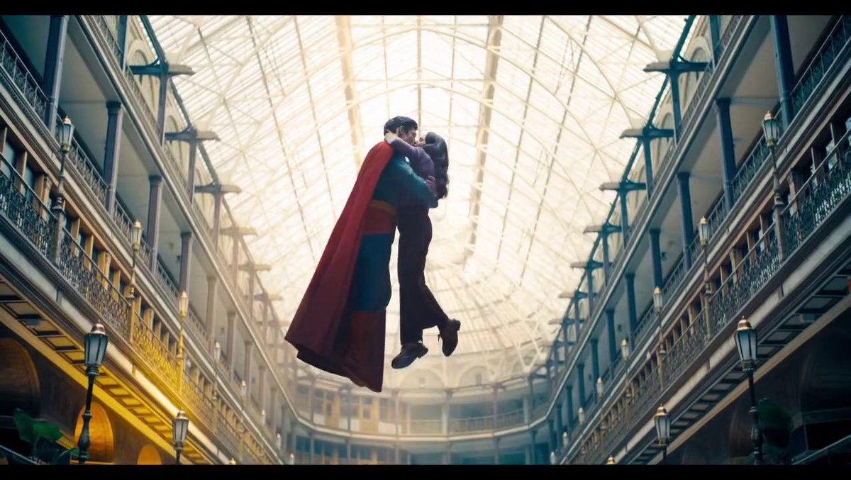 A scene from the Superman trailer