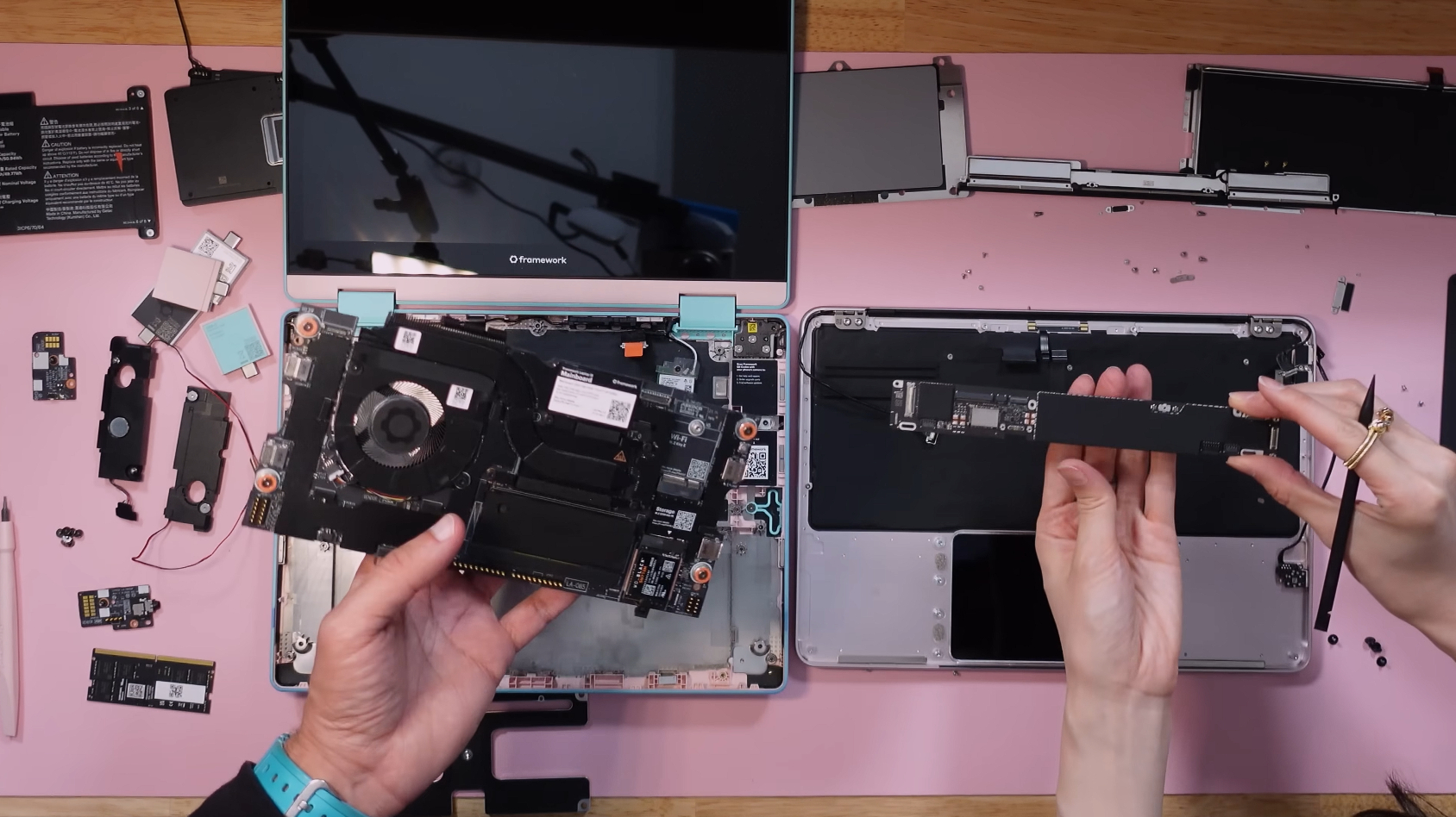 Framework Laptop 12 vs. MacBook Neo