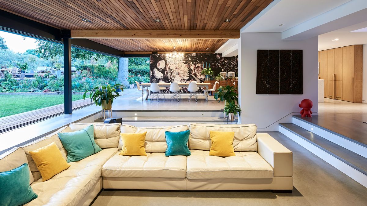 1970s house renovation guide: How to go from drab to fab | Homebuilding