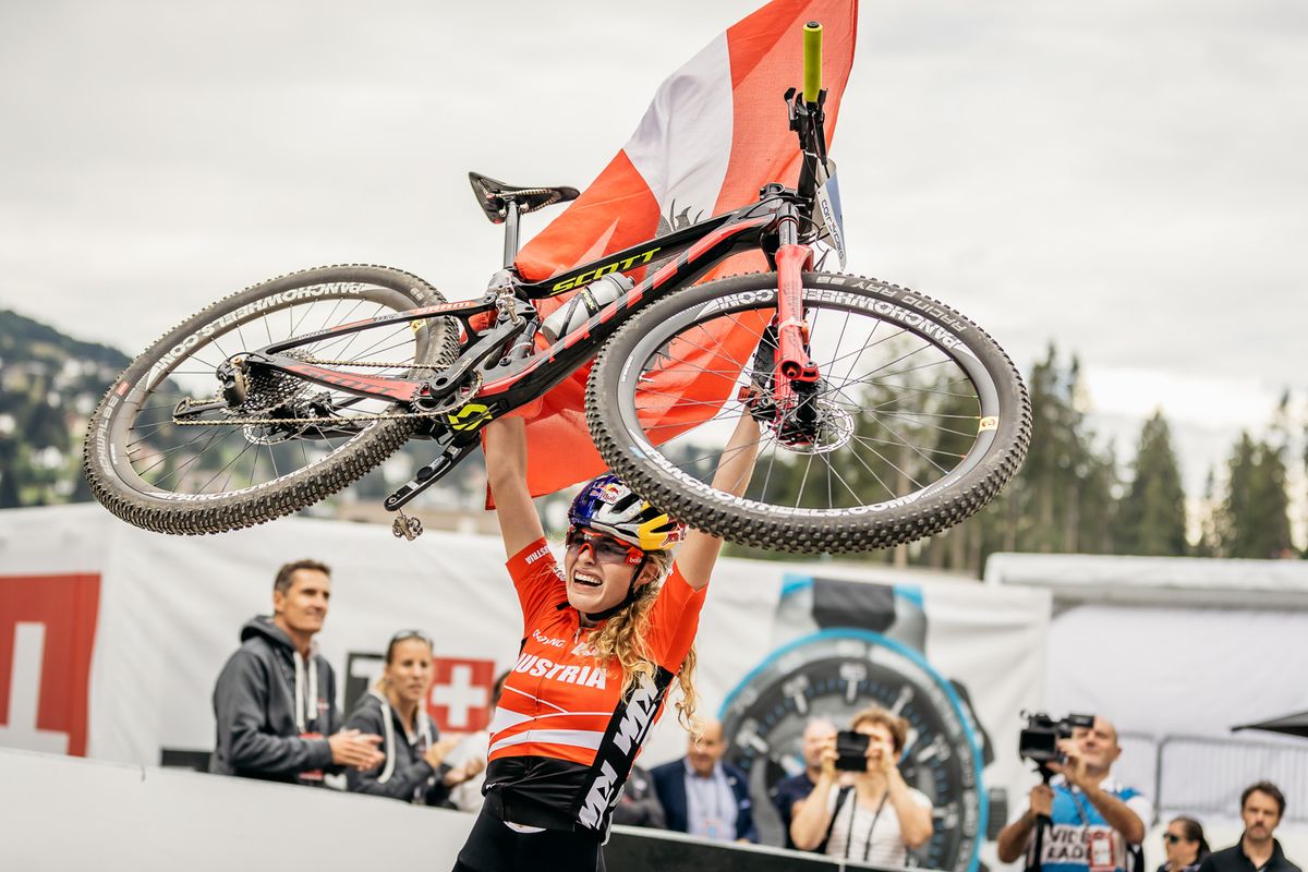 Laura Stigger (Austria) had plenty of time to celebrate her world title