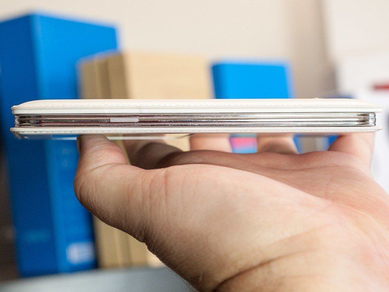 Samsung Galaxy S5 Wireless Charging S-View Flip Cover