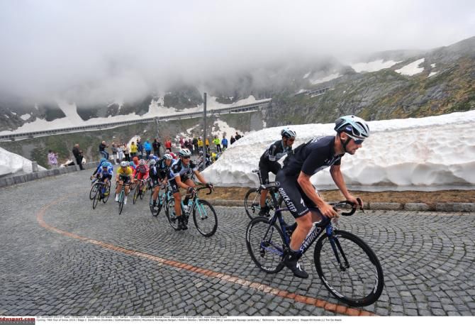 Tom Boonen (Omega Pharma-Quick Step) leads the peloton