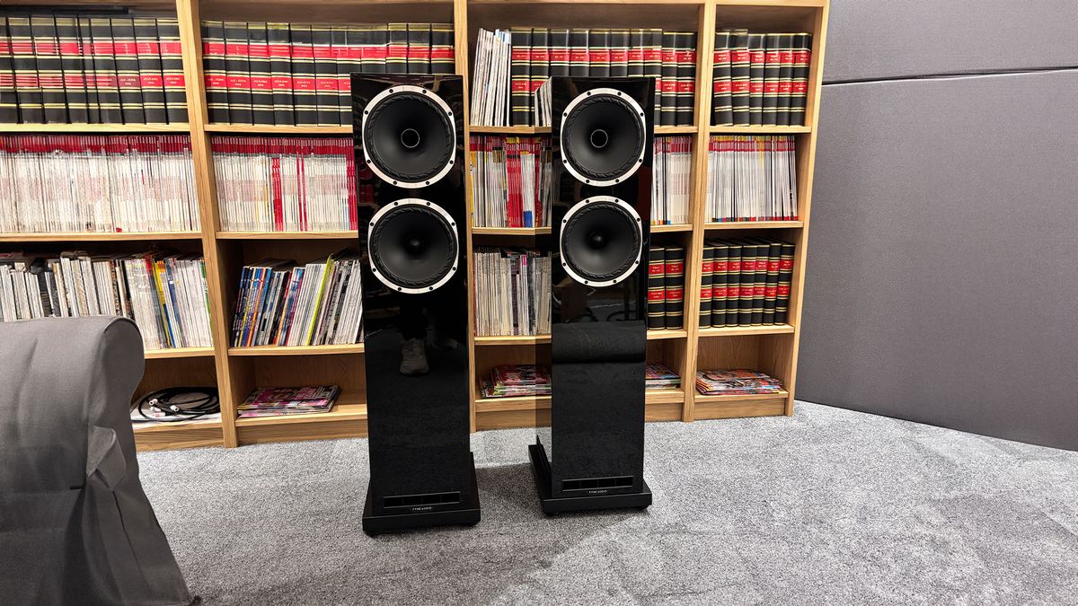 Fyne Audio F502S floorstanding speakers